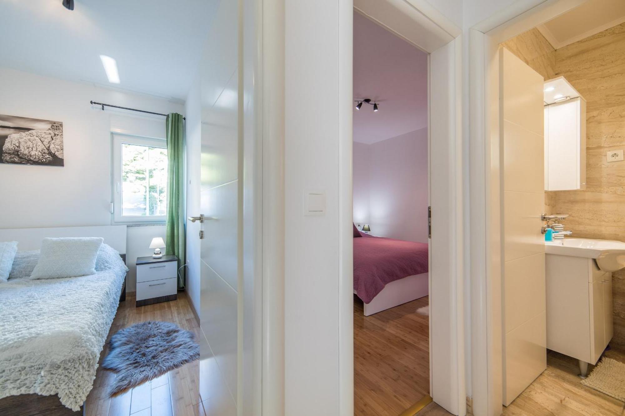 Apartments Crystal マカルスカ 部屋 写真
