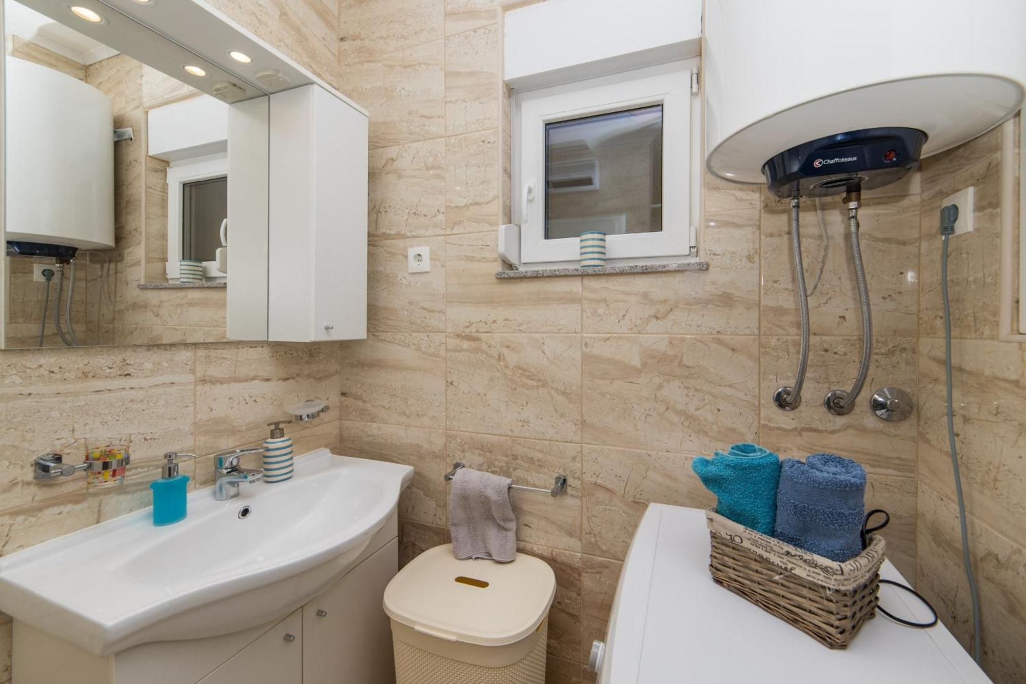 Apartments Crystal マカルスカ 部屋 写真
